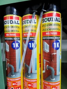 Espuma Expansiva de Poliuretano SOUDAL